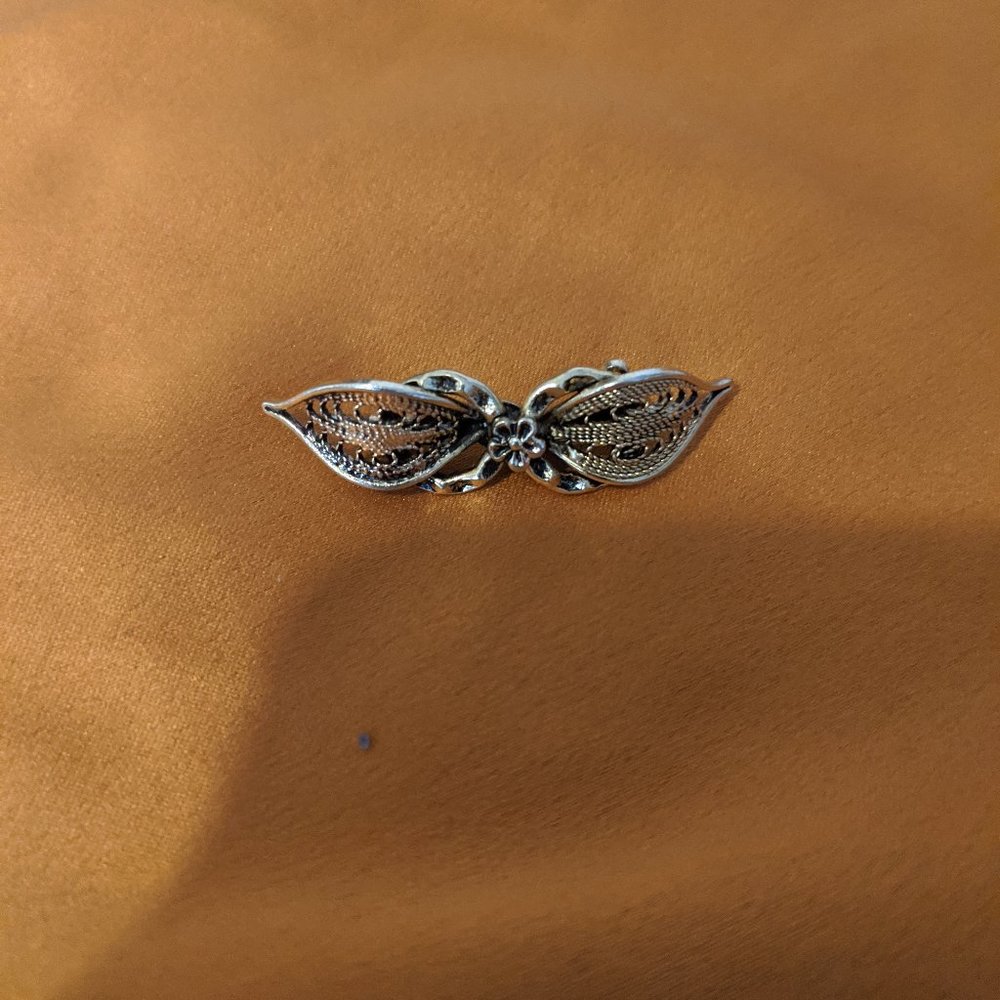 Vintage gold brooch